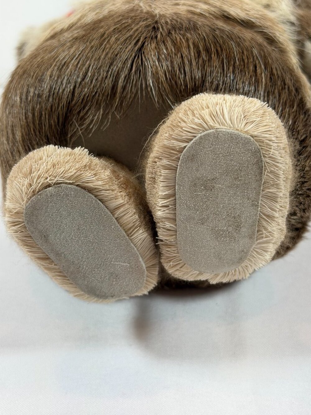Vintage Inuit Native Arctic Doll, Handmade, Fur & Glass Beads, MINT condition - Picture 8 of 13